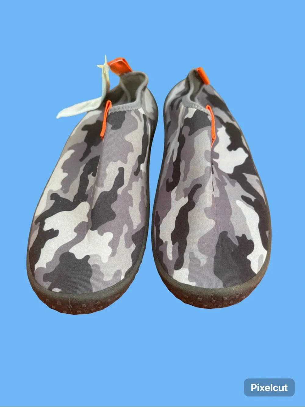 Cat & Jack Gray Camo Kids Water Shoes with Orange Pull Tabs